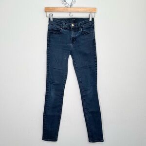 J Brand Mid Rise Skinny jeans in Bluebird